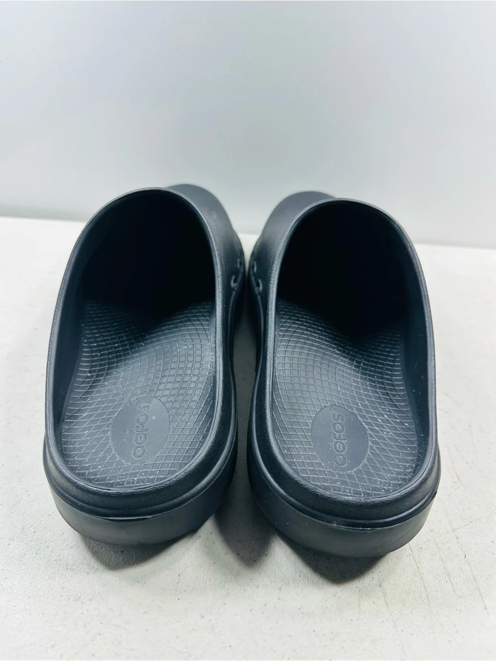 Oofos Men's OoCloog Slide Clogs | Black| US M10W12
